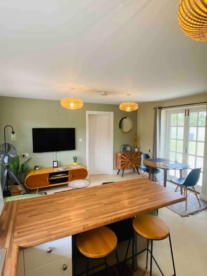 The Willow Studio - Peaceful Retreat Near Whitstable Seaside Faversham Ngoại thất bức ảnh